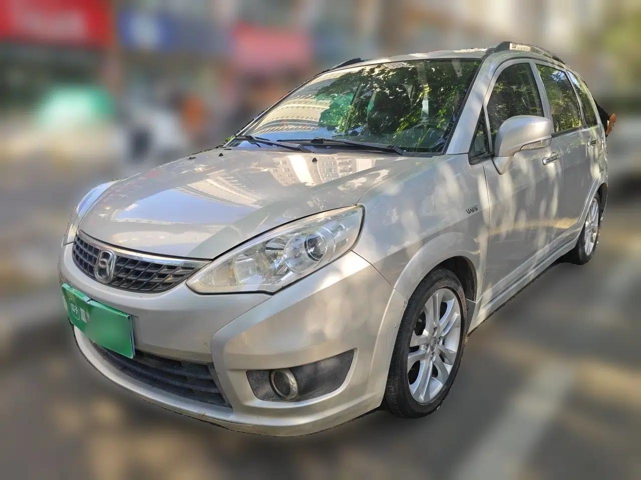 Used Suzuki Liana A6 2014 Hatchback 1.4L Manual Ideal Model — миниатюра 1