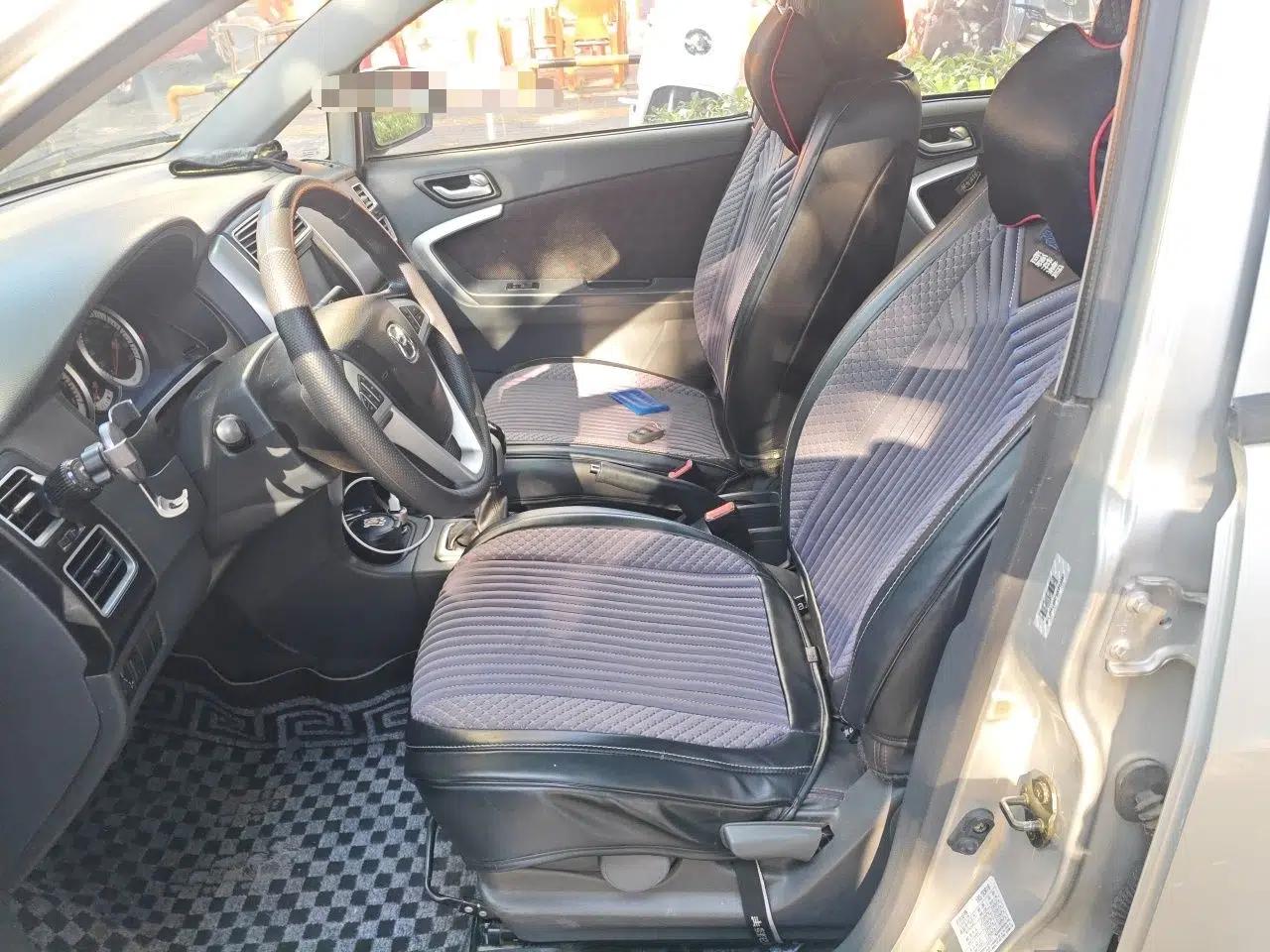 Used Suzuki Liana A6 2014 Hatchback 1.4L Manual Ideal Model — миниатюра 15
