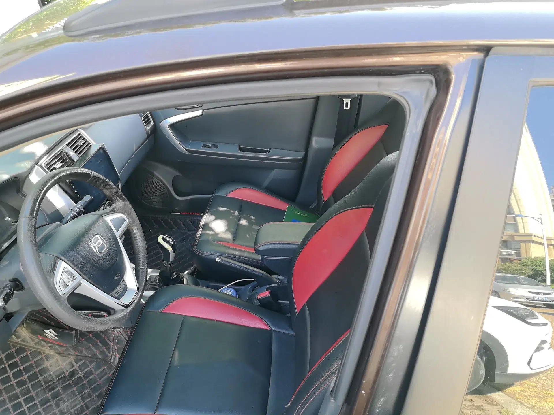 Used Suzuki Liana A6 2014 Hatchback 1.4L Manual Enjoyment Model — миниатюра 16