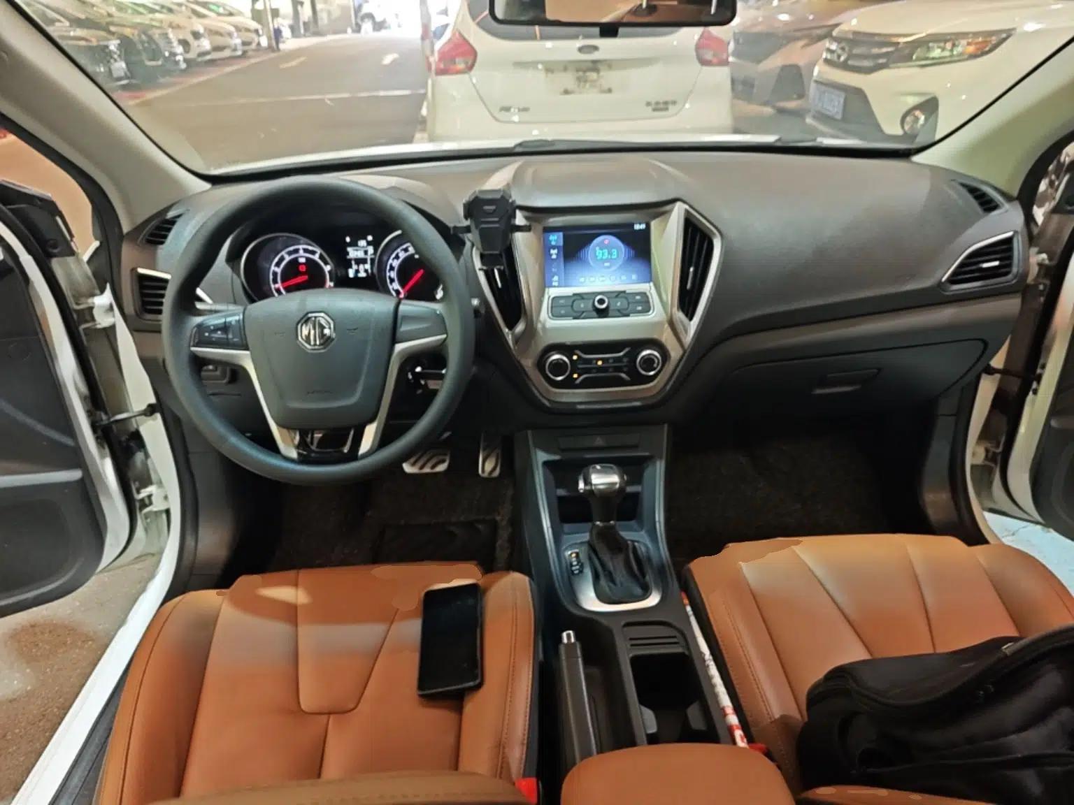 Used MG GT 2016 1.5T Automatic Value-Added Luxury Edition — миниатюра 12