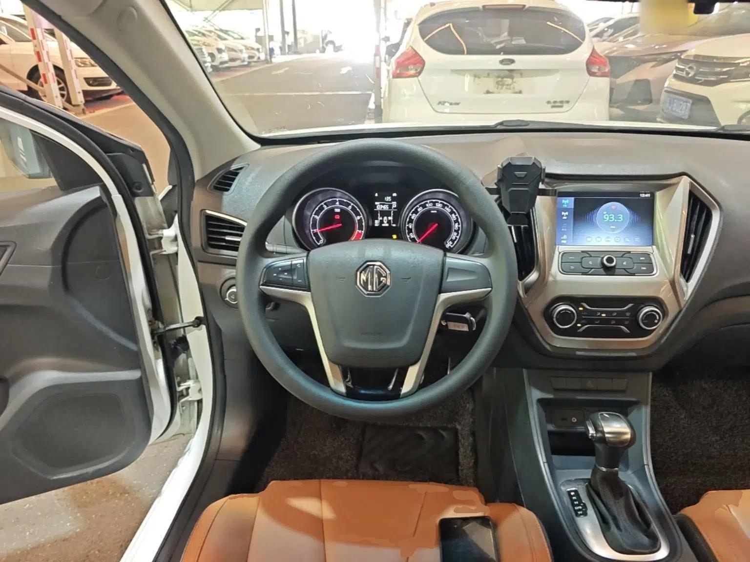 Used MG GT 2016 1.5T Automatic Value-Added Luxury Edition — миниатюра 13