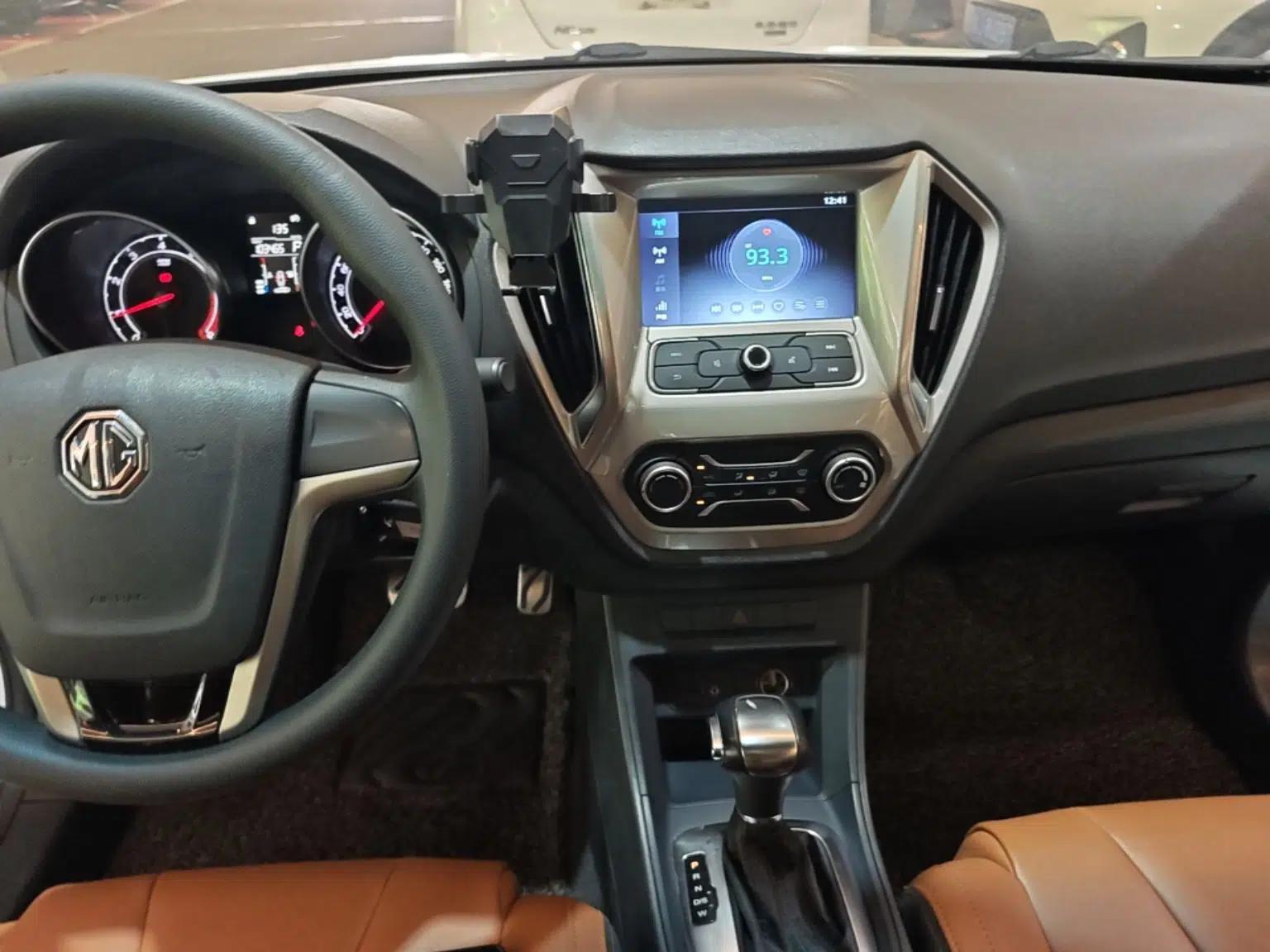 Used MG GT 2016 1.5T Automatic Value-Added Luxury Edition — миниатюра 15