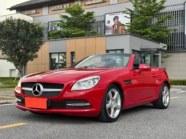 Mercedes-Benz SLK-Class 2011 SLK 200 Fashion Edition
