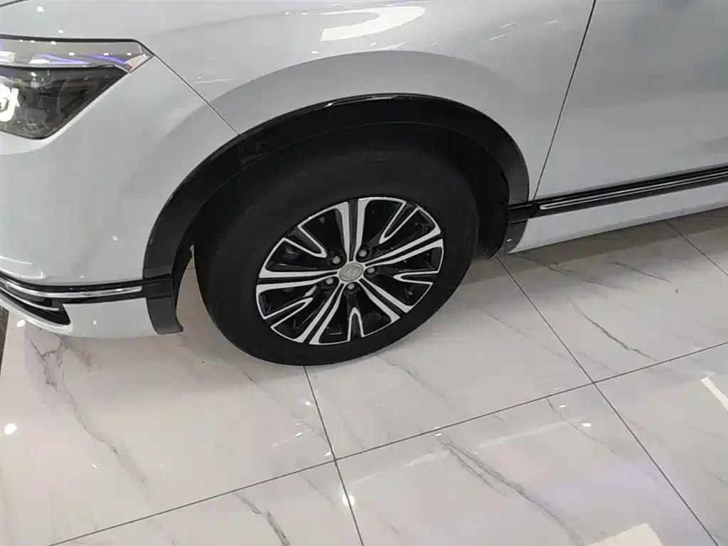 2022 Honda Breeze e:PHEV Premium Edition — миниатюра 23