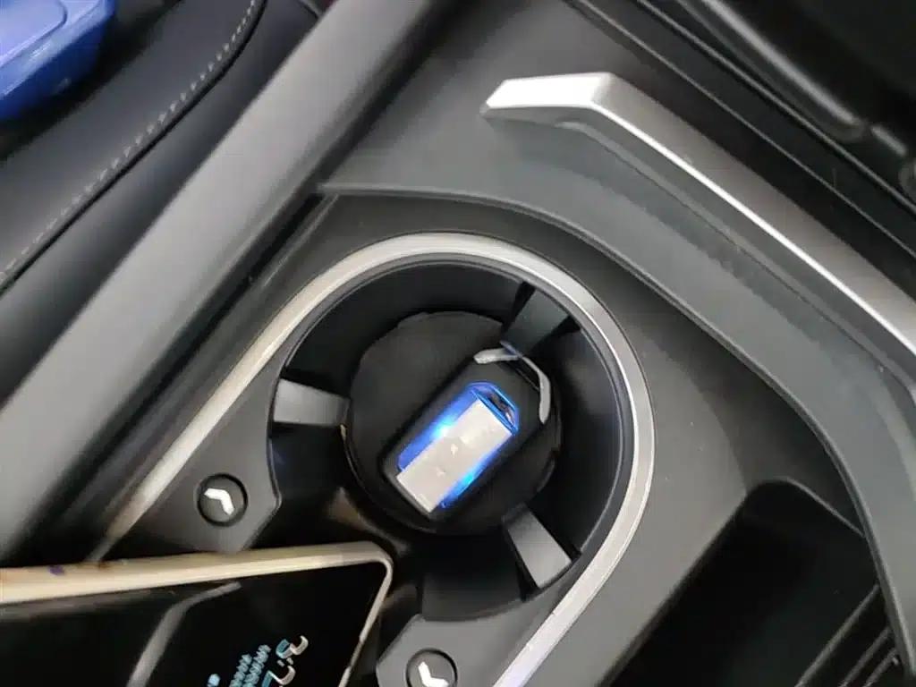 2022 Honda Breeze e:PHEV Premium Edition — миниатюра 9