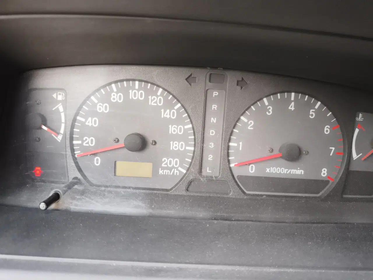 Used Mitsubishi Pajero Sport 2004 3.0L Automatic 4x4 Ultra-Luxury Edition — миниатюра 11