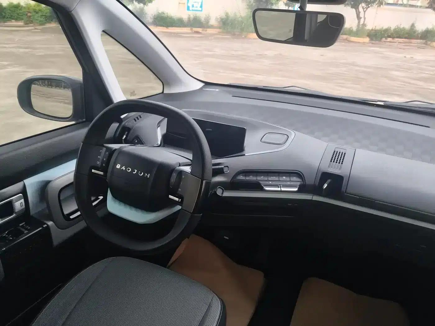 Baojun E300 2020 Plus Interstellar Intelligent Driving Edition — миниатюра 13