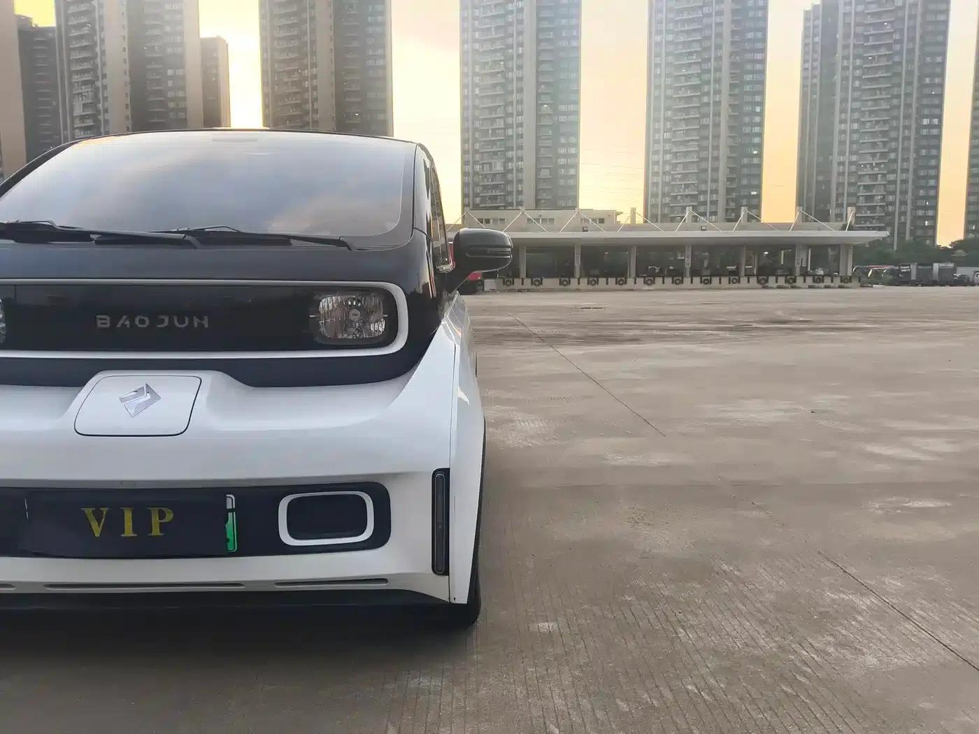 Baojun E300 2020 Plus Interstellar Intelligent Driving Edition — миниатюра 17