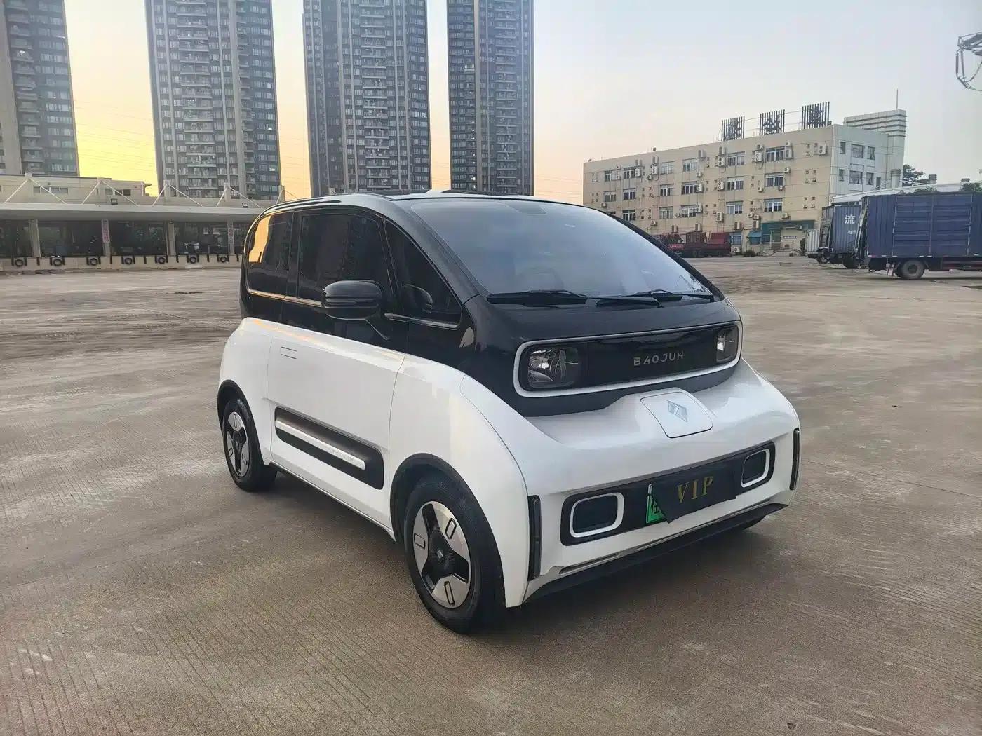 Baojun E300 2020 Plus Interstellar Intelligent Driving Edition — миниатюра 3