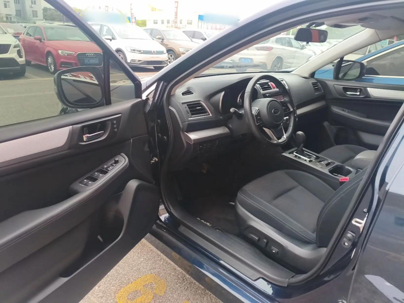 Used Subaru Legacy 2020 Revised Version 2.5i All-Wheel-Drive Fashion Edition — миниатюра 18