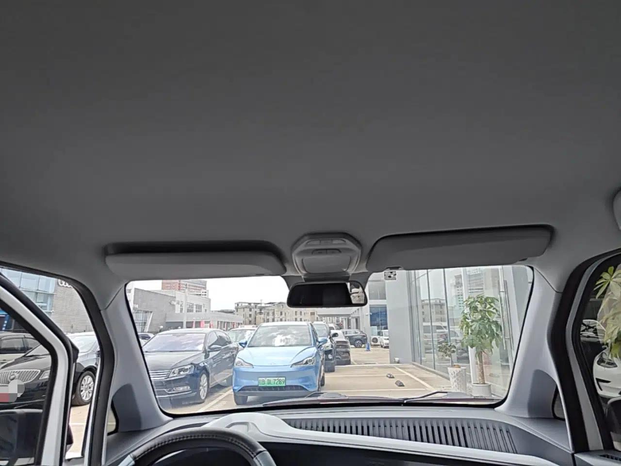 Used Wuling NAMMIEV 2021 - Play Edition — миниатюра 26