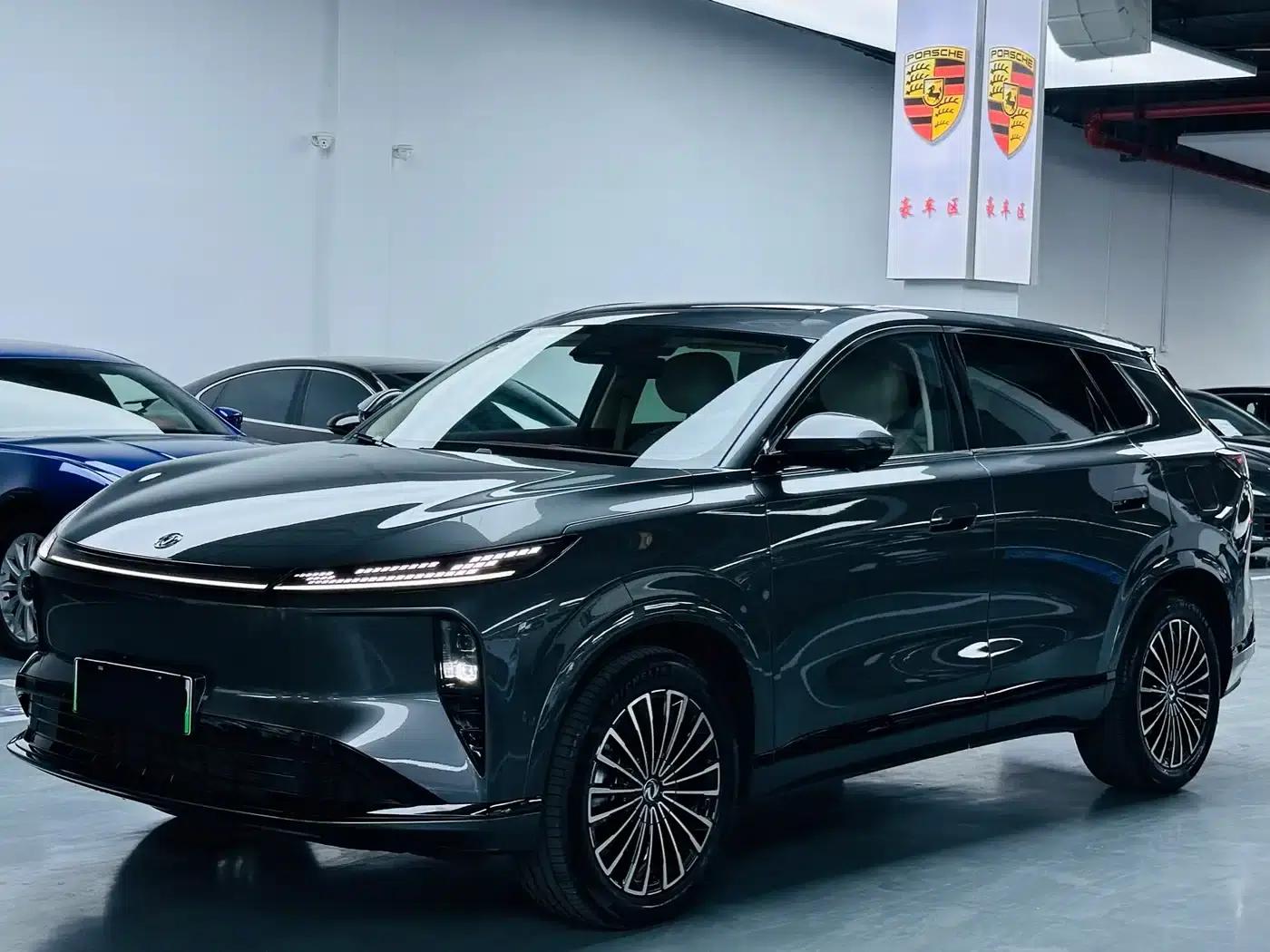Dongfeng Fengshen L8 2025 Model 185KM Dream Edition — миниатюра 1