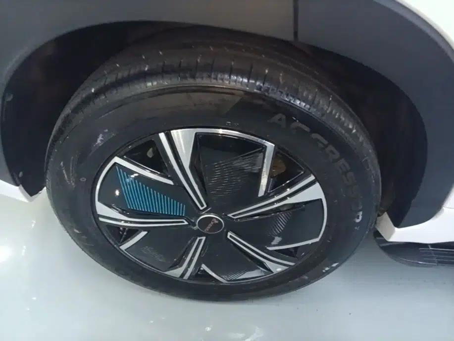 EXEED Zhuifeng C-DM 2023 1.5 TCI-DHT 80KM "Chengfengqi" Edition — миниатюра 11