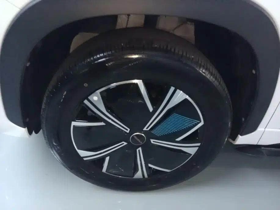 EXEED Zhuifeng C-DM 2023 1.5 TCI-DHT 80KM "Chengfengqi" Edition — миниатюра 10