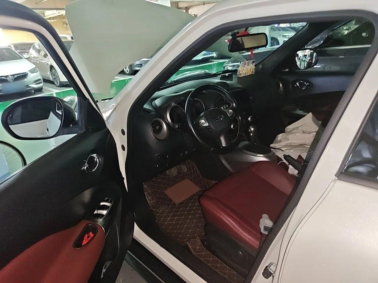 Infiniti ESQ 2014 1.6L Luxury Edition — миниатюра 16