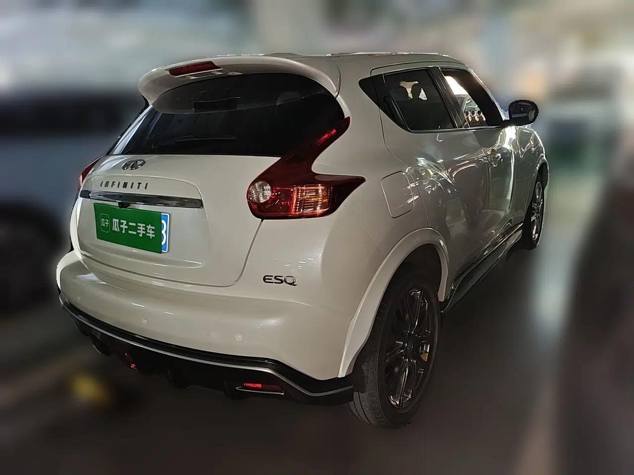 Infiniti ESQ 2014 1.6L Luxury Edition — миниатюра 6
