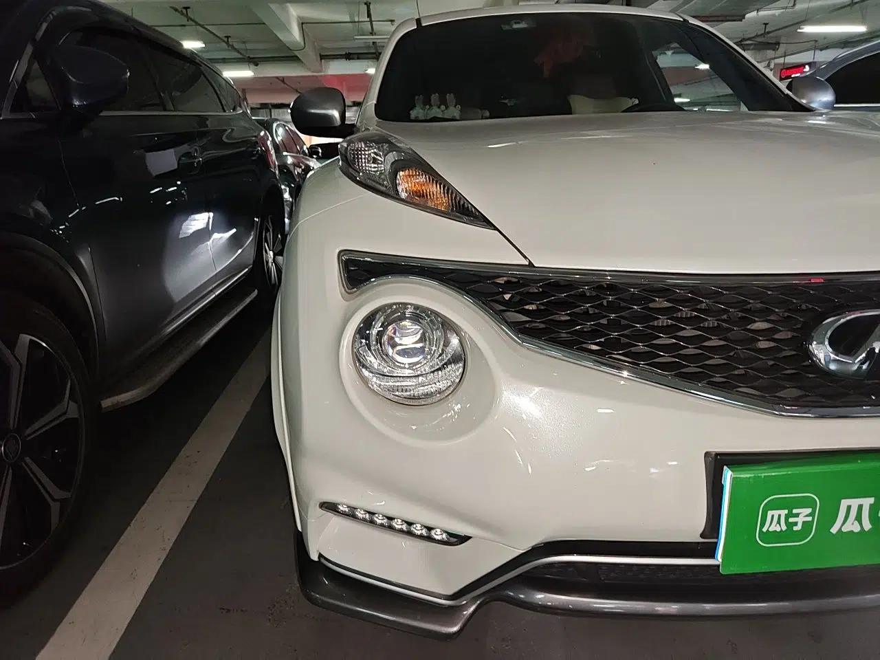 Infiniti ESQ 2014 1.6L Luxury Edition — миниатюра 7