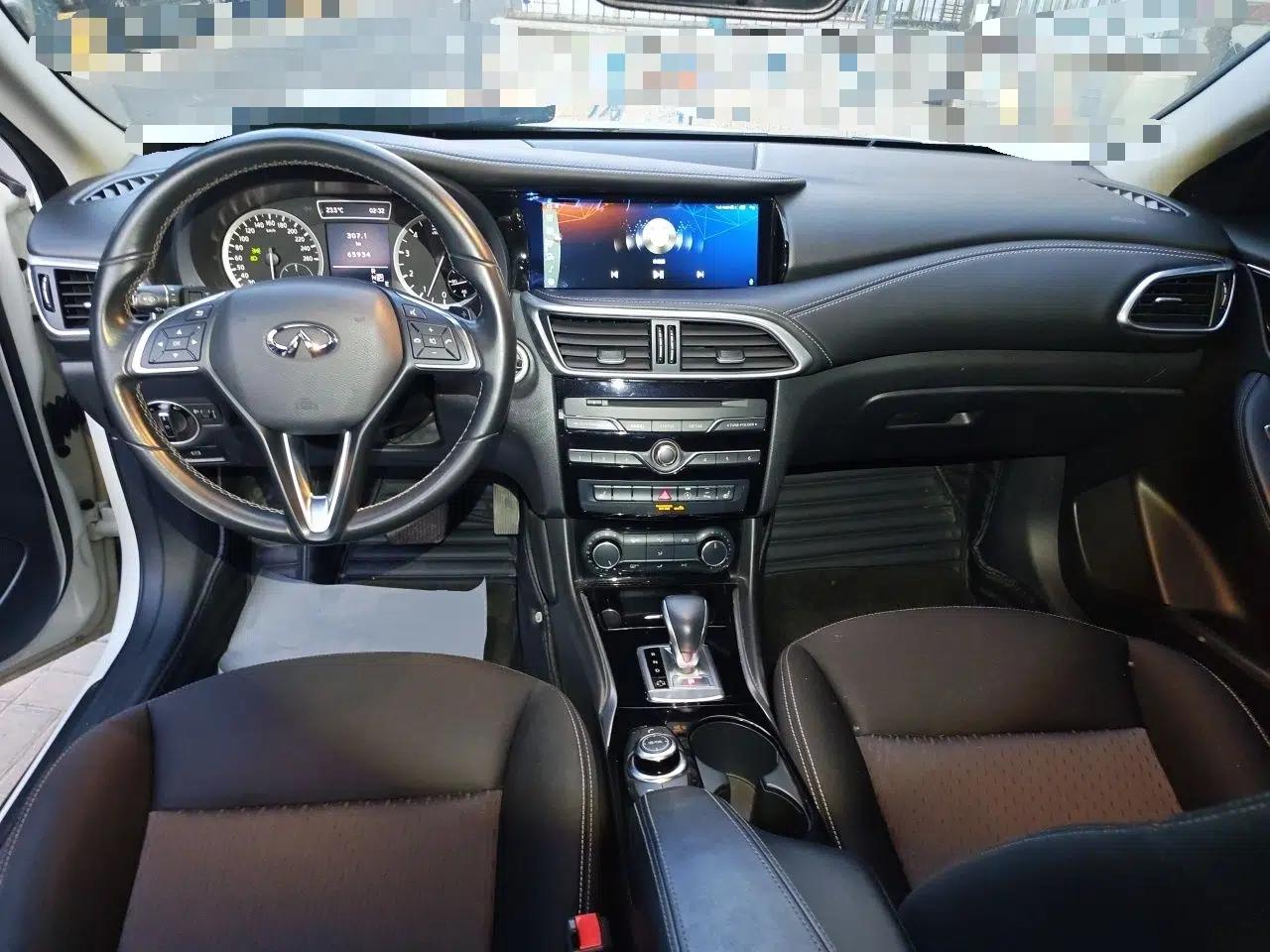 Infiniti QX30 2017 1.6T Two-Wheel Drive Fashion Edition — миниатюра 9