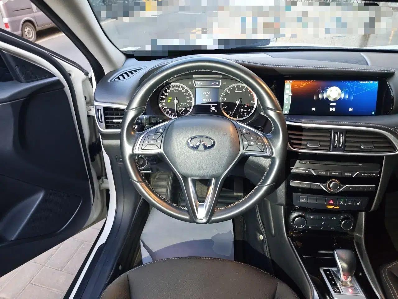 Infiniti QX30 2017 1.6T Two-Wheel Drive Fashion Edition — миниатюра 10