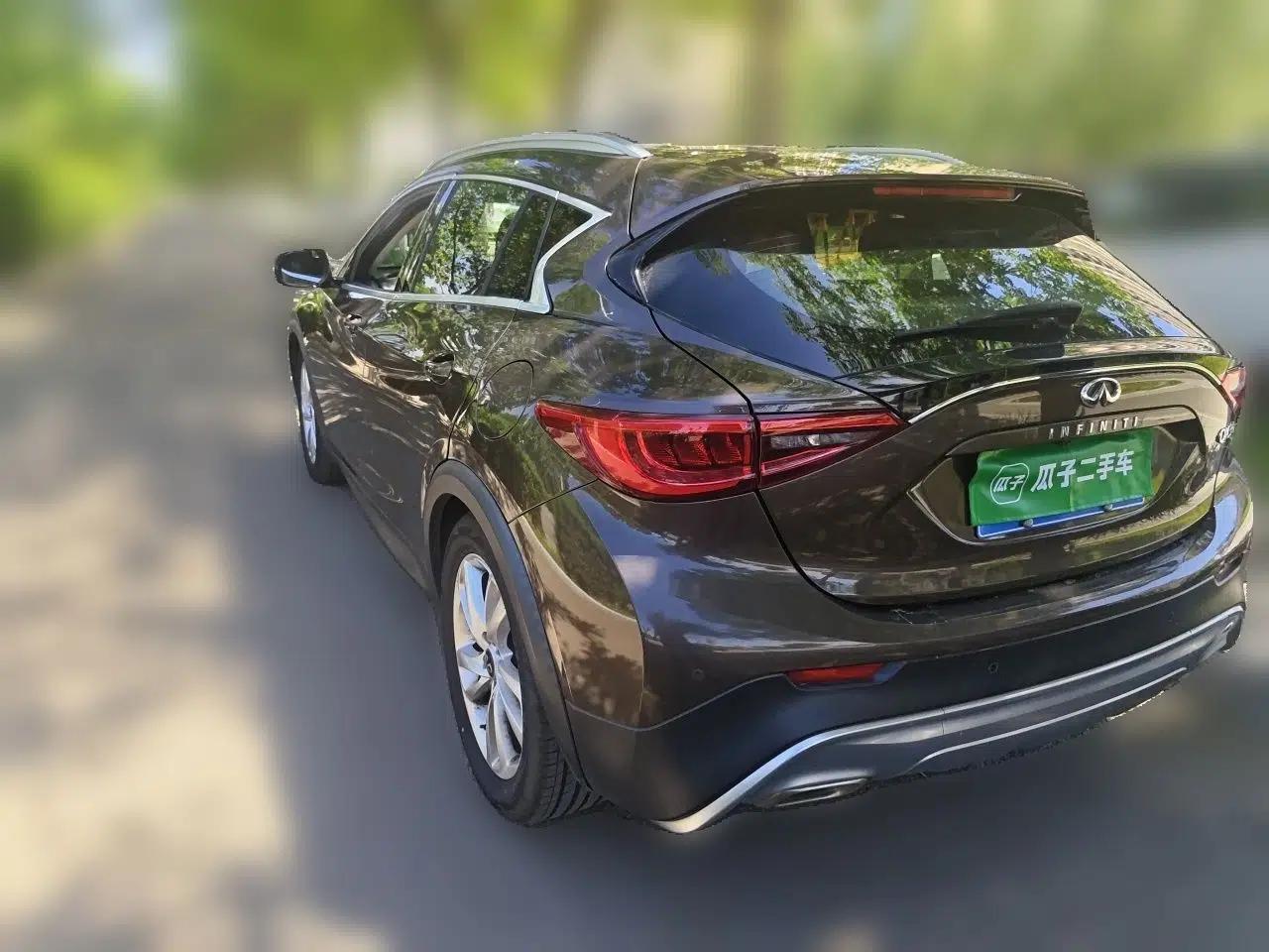Infiniti QX30 2017 1.6T Two-Wheel-Drive Sport Edition — миниатюра 4
