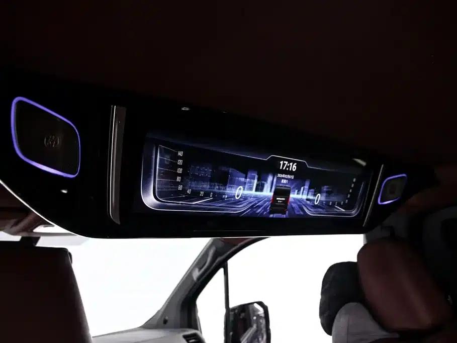 2025 HIACE 3.5L Automatic — миниатюра 17