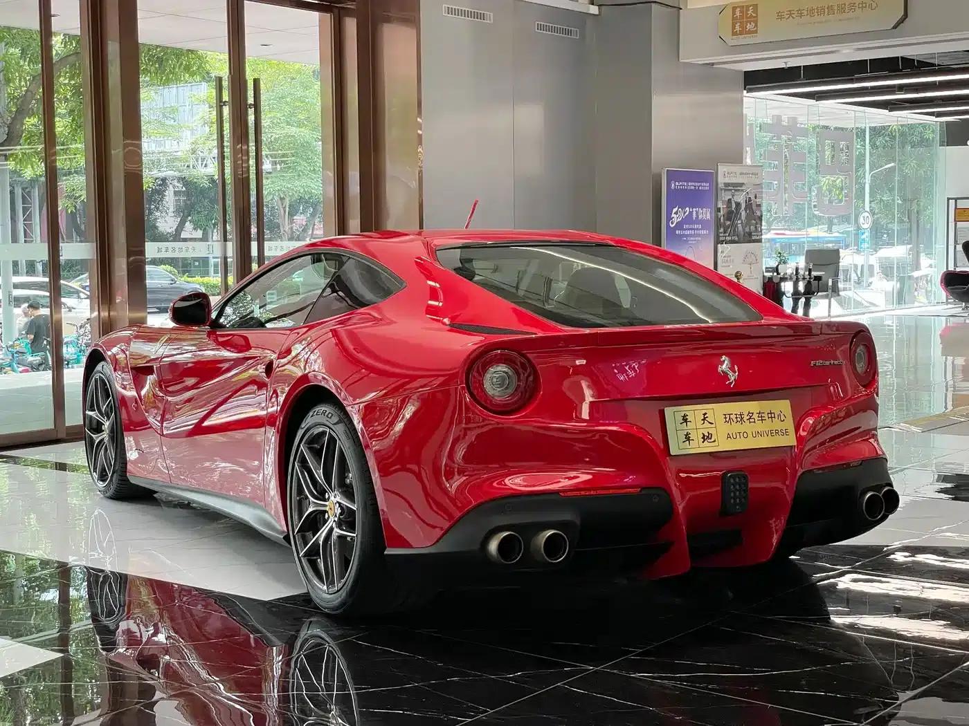 2013 F12berlinetta 6.3L Standard Model — миниатюра 15