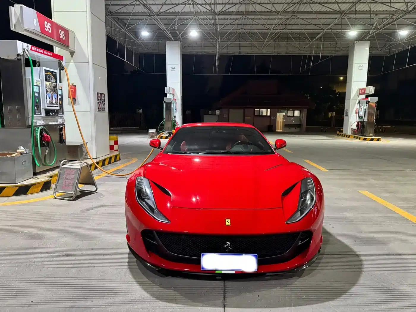 Ferrari 812 2017 6.5L Superfast — миниатюра 1