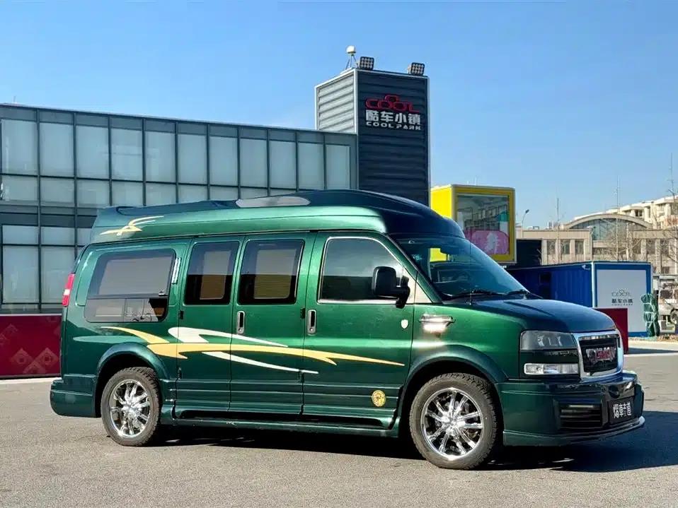 2014 SAVANA 5.3L 1500S Premium Edition — миниатюра 3