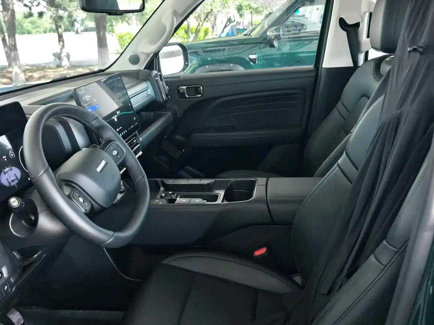 Haval Raptor 2025 Fuel-Powered 2.0T 4WD Ultra — миниатюра 9