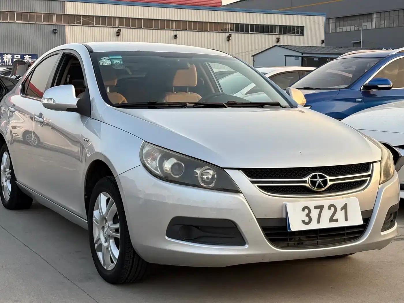 Heyue 2014 1.5L Manual Comfort Model (National IV Emission Standard) — миниатюра 2