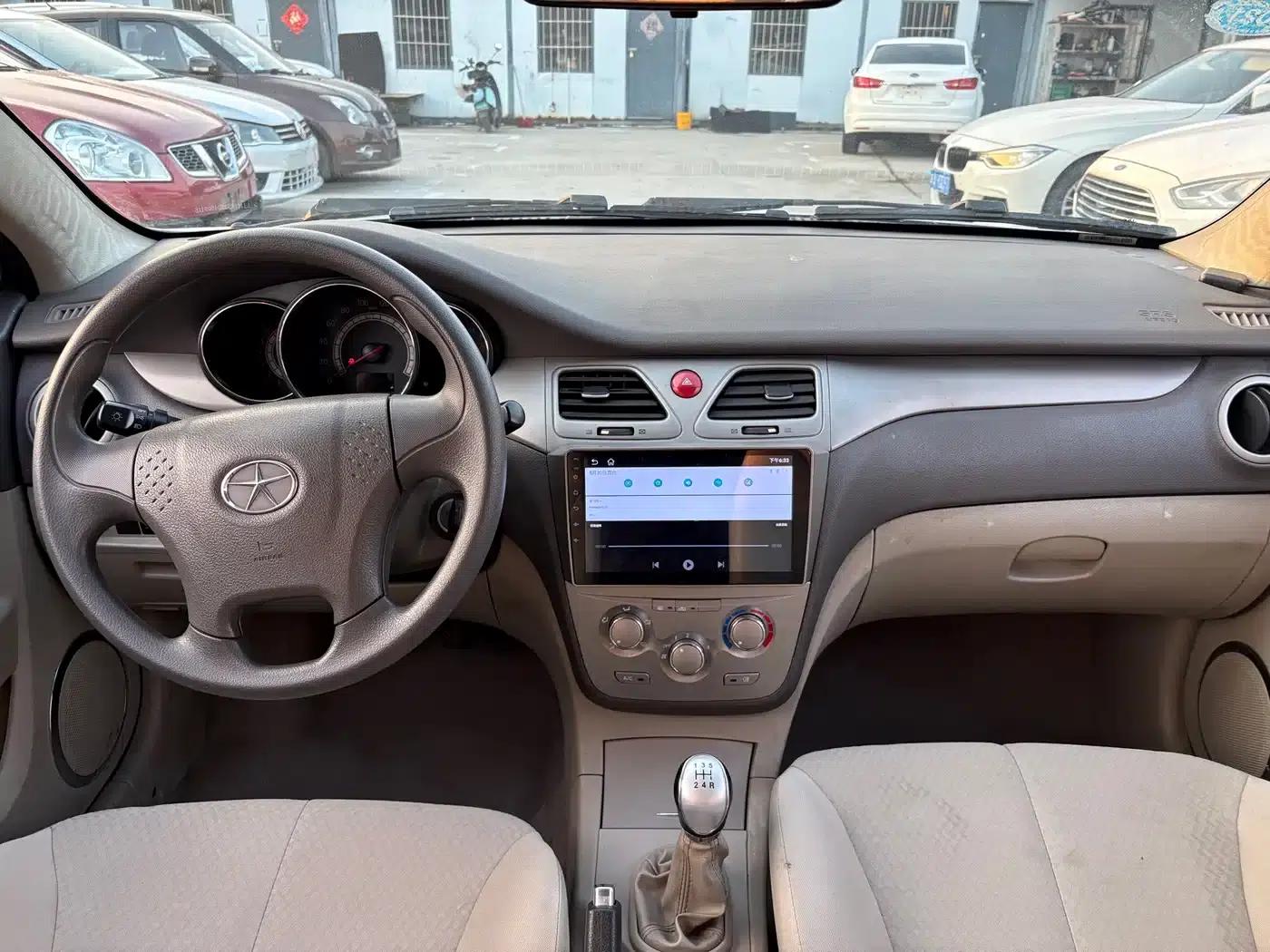 Heyue 2014 1.5L Manual Comfort Model (National IV Emission Standard) — миниатюра 8