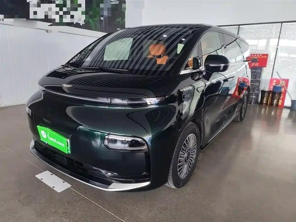 Yizhen L380 2025 Model 805km Flagship Edition 4WD — миниатюра 2