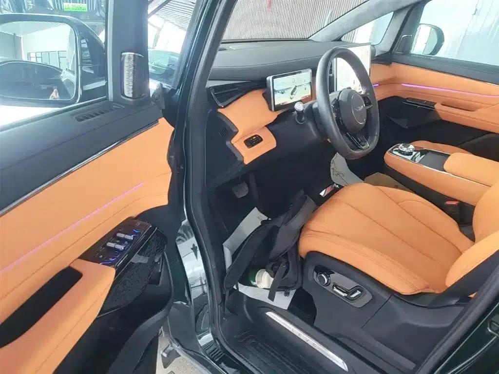 Yizhen L380 2025 Model 805km Flagship Edition 4WD — миниатюра 16