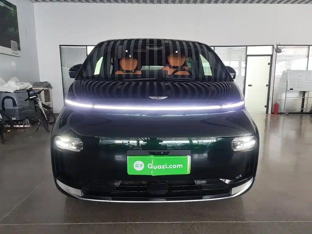 Yizhen L380 2025 Model 805km Flagship Edition 4WD — миниатюра 3