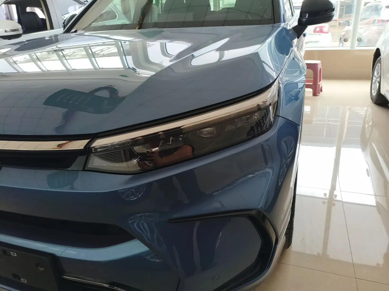 Honda Breeze New Energy 2023 ePHEV Ultimate Edition — миниатюра 8
