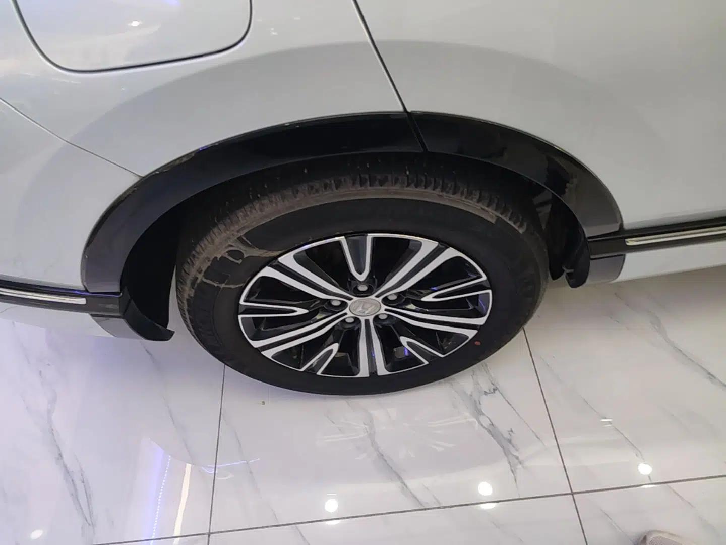 Honda Breeze New Energy 2022 ePHEV Prestige Edition — миниатюра 11
