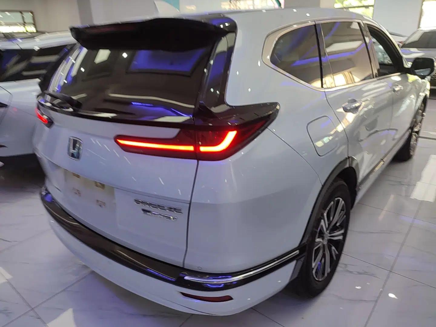 Honda Breeze New Energy 2022 ePHEV Prestige Edition — миниатюра 9