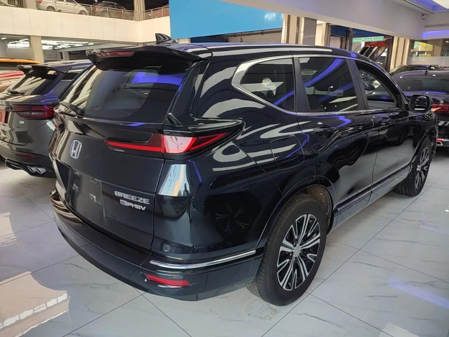 Honda Breeze New Energy 2022 ePHEV Luxury Edition — миниатюра 6