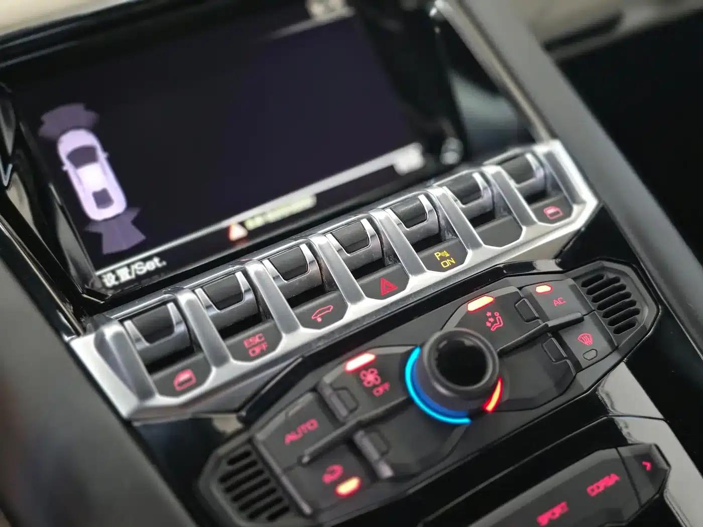 2011 Aventador LP 700-4 — миниатюра 16