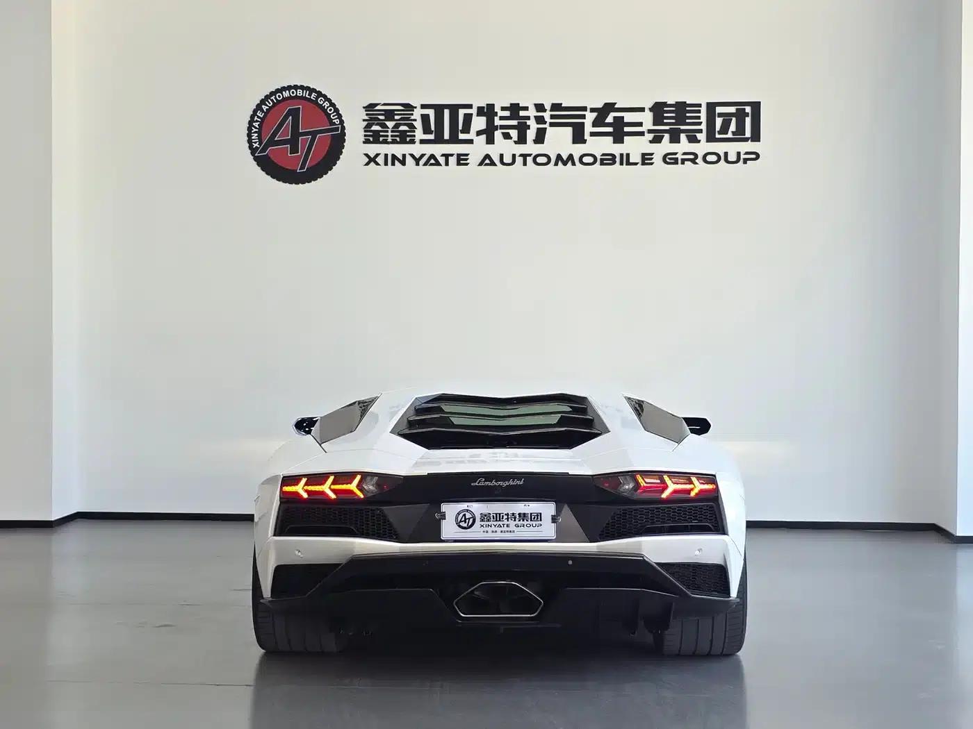 2011 Aventador LP 700-4 — миниатюра 7