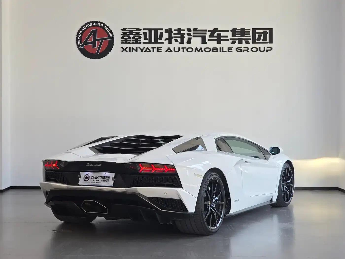 2011 Aventador LP 700-4 — миниатюра 8