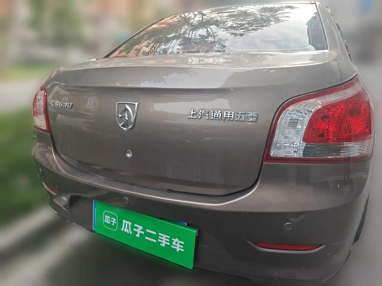 Baojun 630 2013 1.5L manual Comfort trim — миниатюра 5