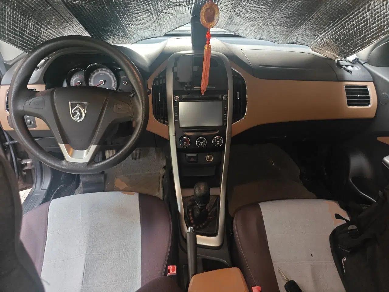Baojun 630 2013 1.5L manual Comfort trim — миниатюра 9