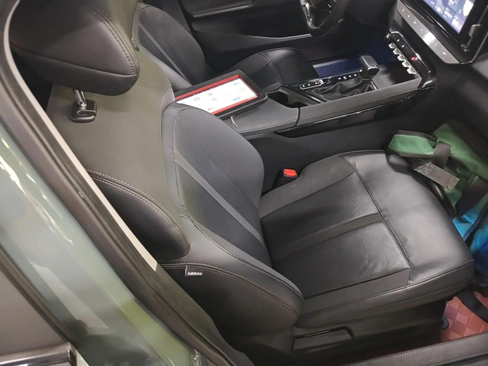 Baojun Valli 2021 1.5T Naqu Starry Sky CVT Flagship Model — миниатюра 19