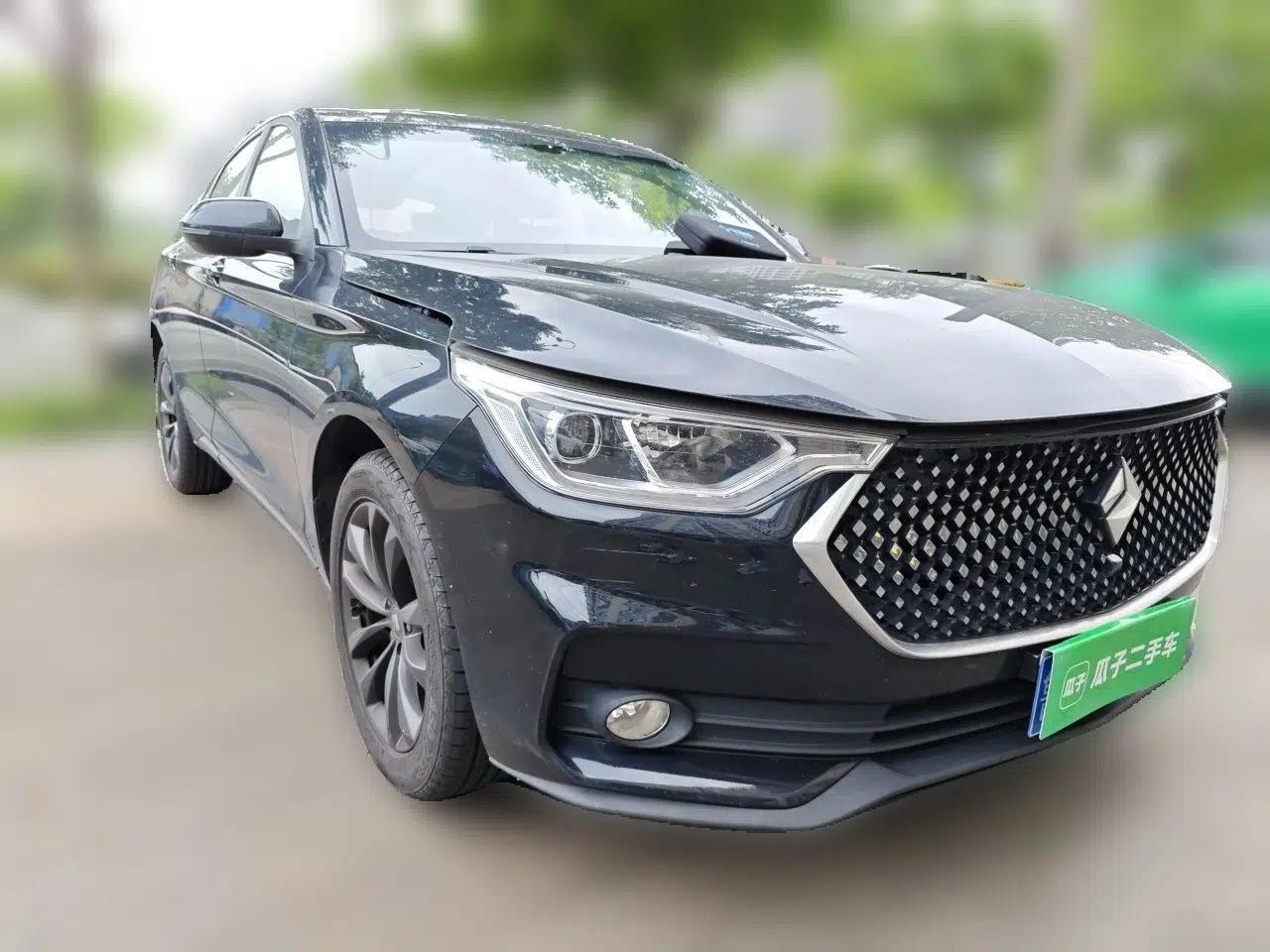 Baojun RC-6 2019 1.5T CVT 24-Hour Online Luxury Edition — миниатюра 3
