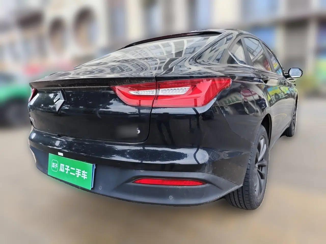 Baojun RC-6 2019 1.5T CVT 24-Hour Online Luxury Edition — миниатюра 6