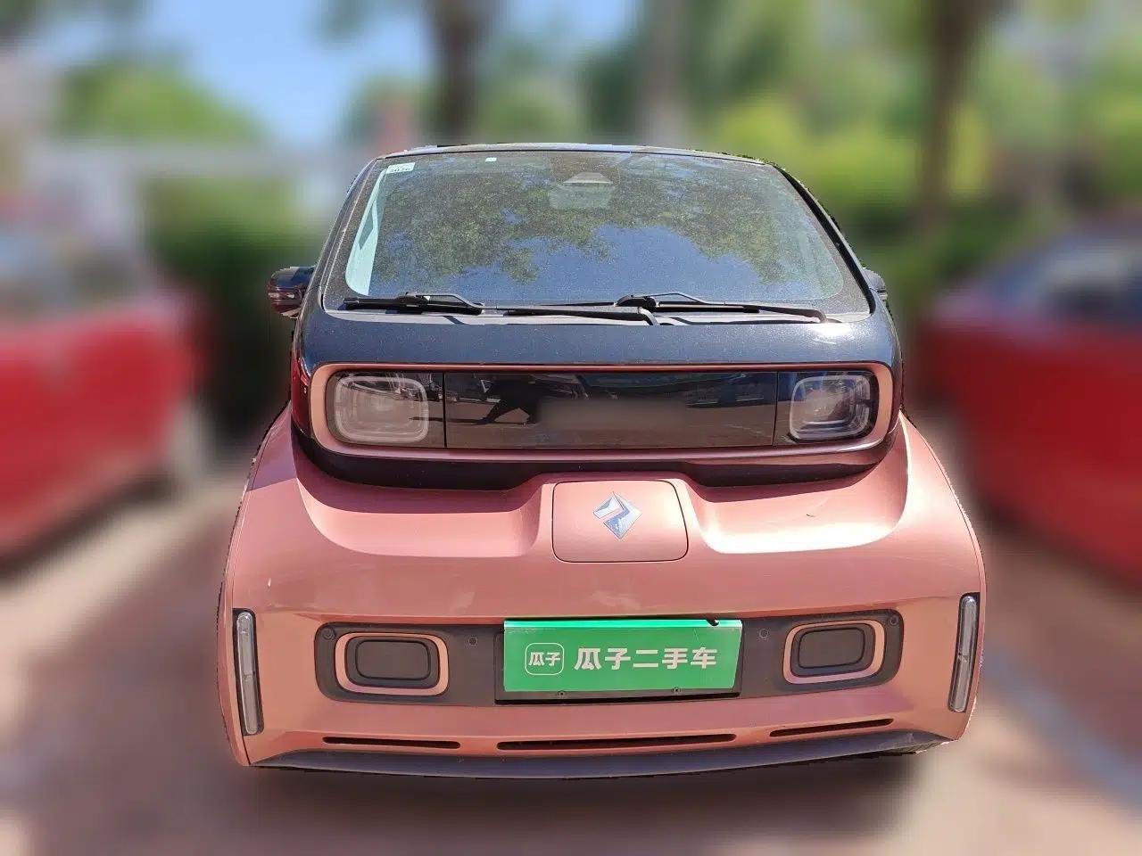Baojun E300 2020 Plus Interstellar Future Edition — миниатюра 2
