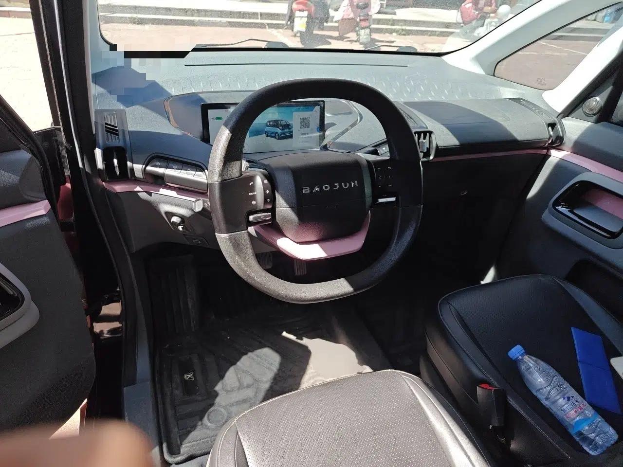Baojun E300 2020 Plus Interstellar Future Edition — миниатюра 9