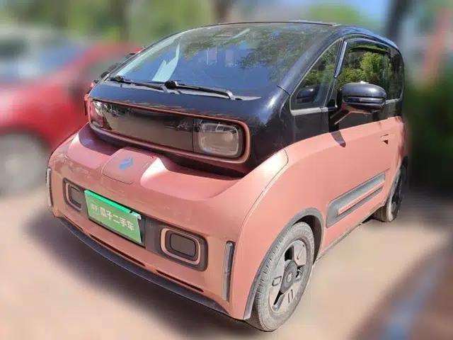 Baojun E300 2020 Plus Interstellar Future Edition
