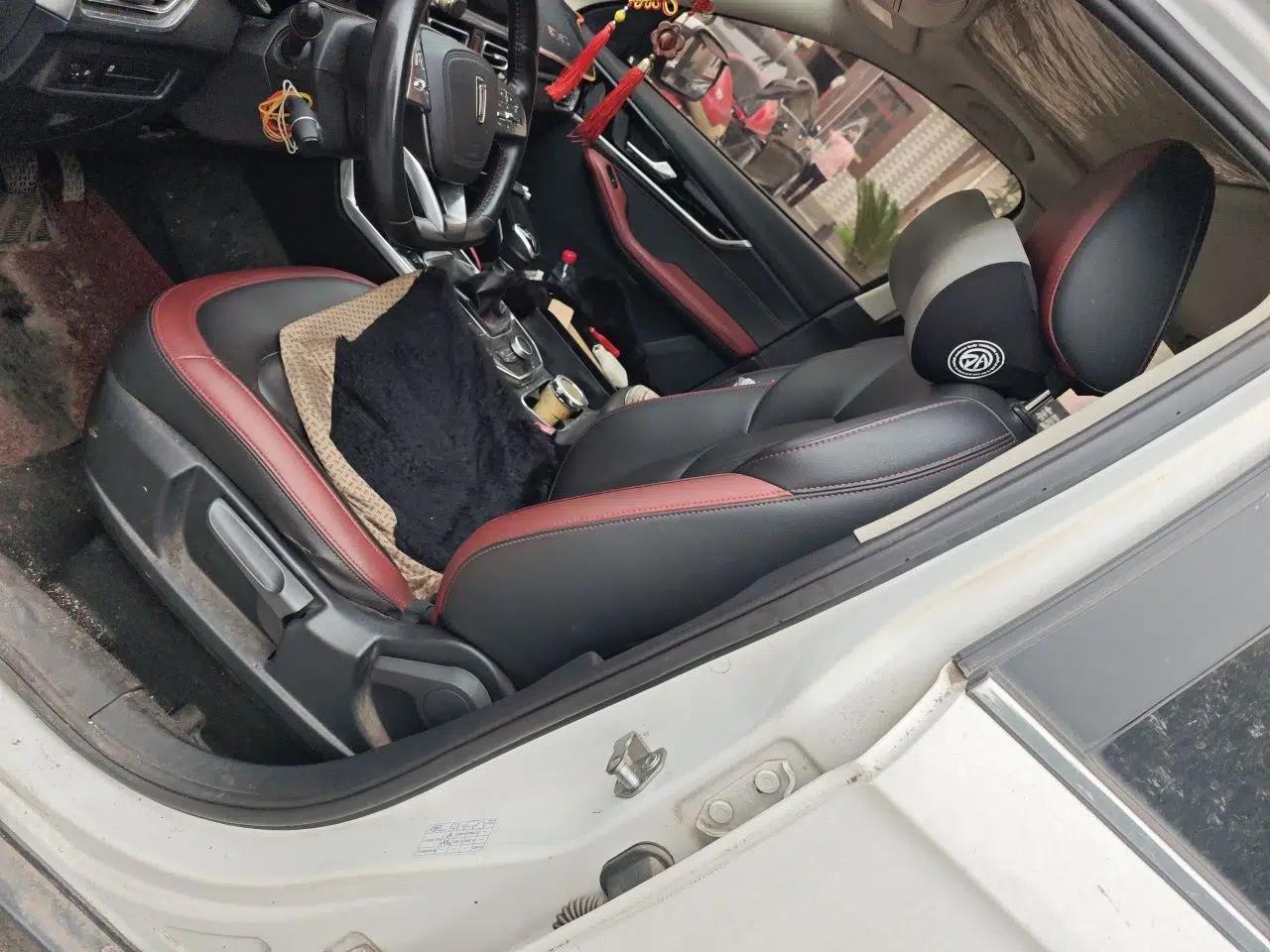 Bestune T33 2019 1.6L Manual Luxury Edition China VI — миниатюра 15